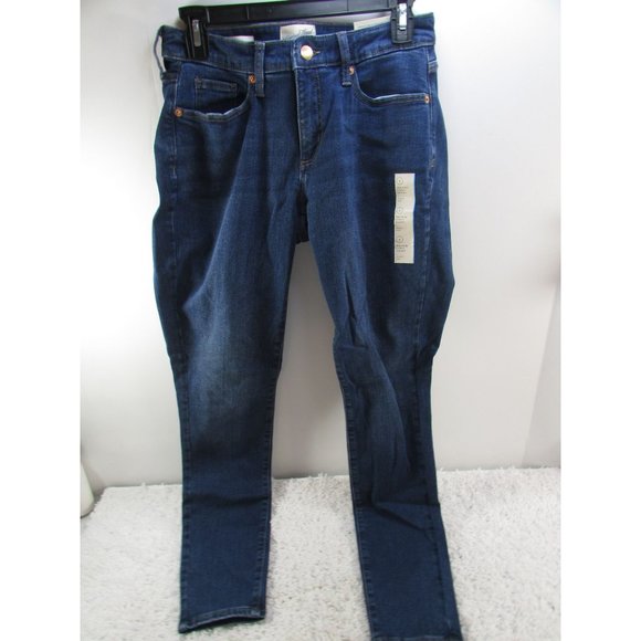 Women's Mid-Rise Curvy Fit Skinny Jeans - Universal Thread Medium Wash 6/28L - Picture 1 of 7